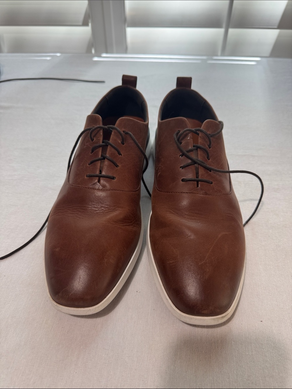 Modern Brown Leather Derby Shoes with Contrasting White Sole